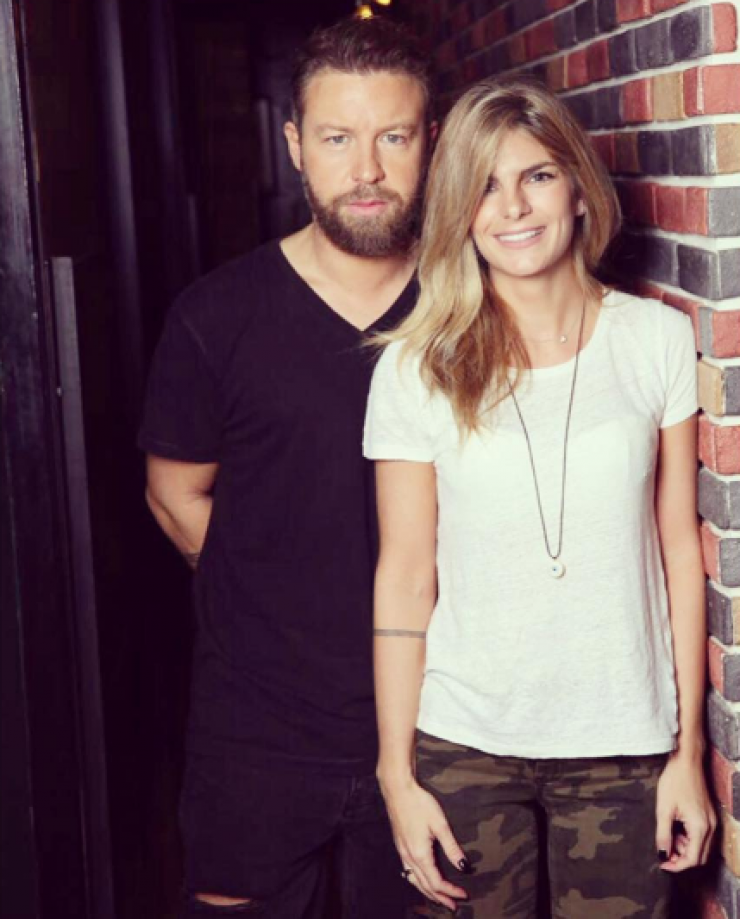 Γιάννης Βαρδής: Δεν θα πιστεύετε πόσα χρόνια διαφορά έχει με τη σύντροφό του!