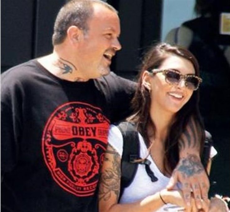 Γέννησε η σύντροφος του Δημήτρη Σκαρμούτσου!