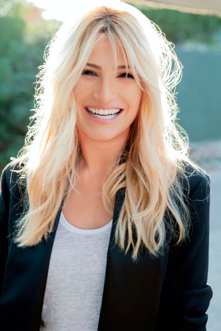 Γέννησε η Φαίη Σκορδά!