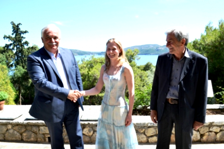 H πρώτη φωτογραφία των νέων ιδιοκτητών του Σκορπιού