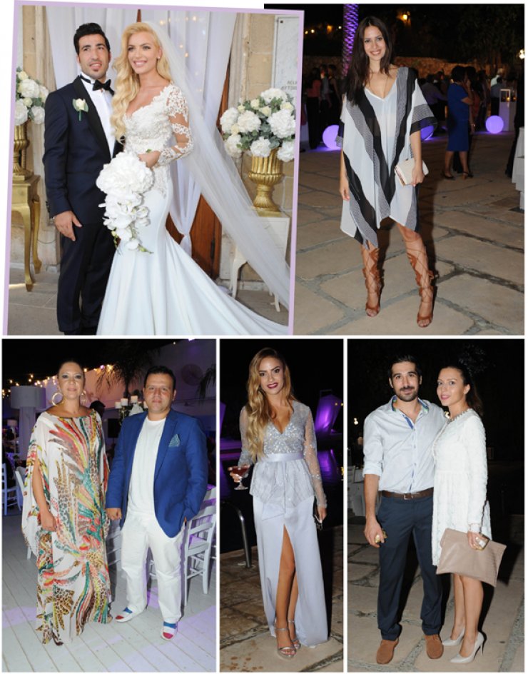 Καραντώνη - Σκουρουμούνης: Οι επώνυμοι που βρέθηκαν στο γάμο τους