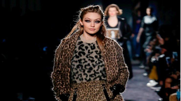 Ο οίκος Max Mara παρουσιάζει τις νέες εντυπωσιακές δημιουργίες του σε φιλανθρωπική επίδειξη μόδας