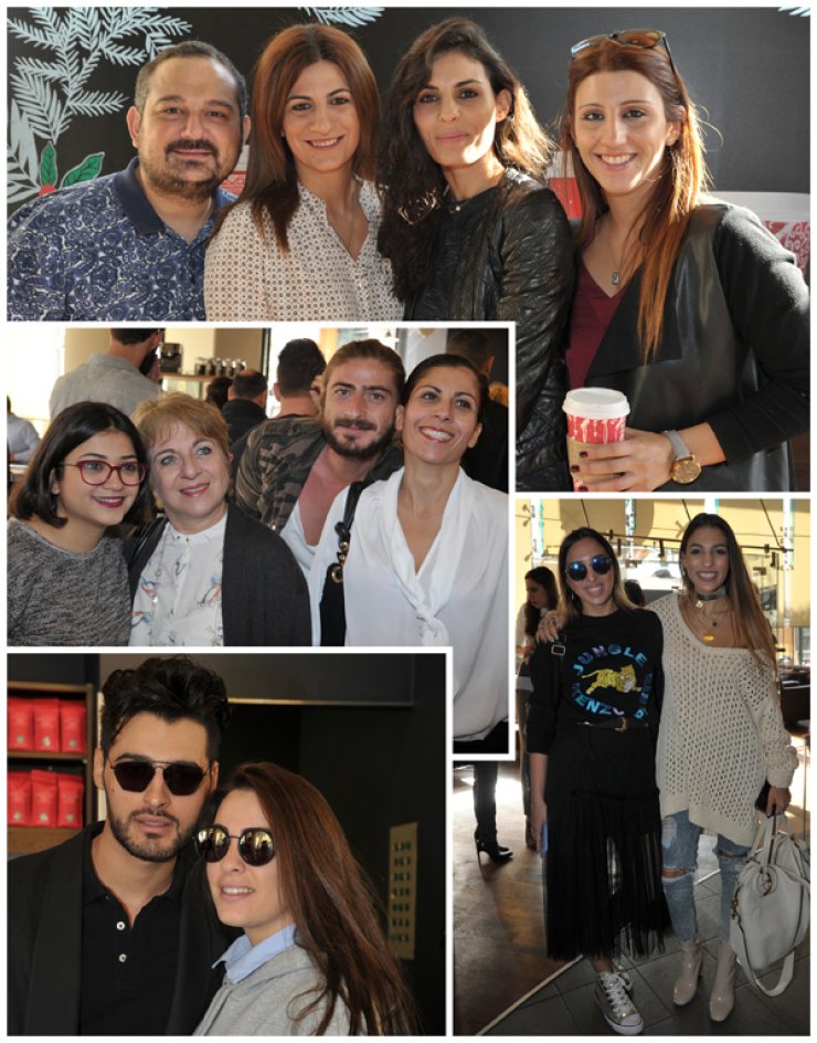 Υποδεχθήκαμε τα Χριστούγεννα στo Starbucks