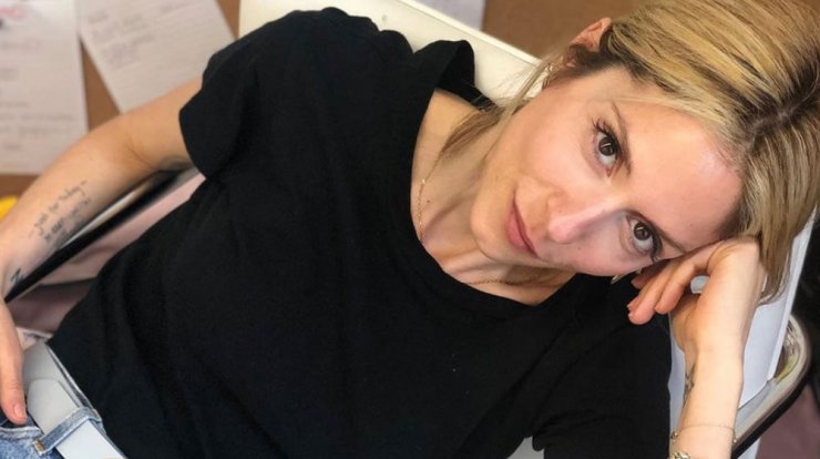 Σοφία Καρβέλα: Έβαλε μαγιό 435 ευρώ για μπάνιο στην θάλασσα!