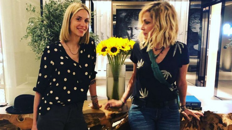 Σοφία Καρβέλα: Το συγκινητικό κείμενο για τα γενέθλια της από τη μητέρα της και η σπάνια ανάρτηση με τον Νίκο Καρβέλα [εικόνες]