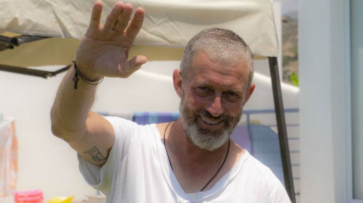 Σοφοκλής Κασκαούνιας: Ποζάρει αγκαλιά μαζί με την κόρη του [εικόνα]