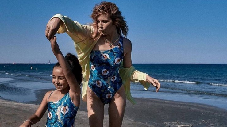 Ασορτί Μαγιό: Βρήκαμε ένα κυπριακό brand με matching μαγιό για όλη την οικογένεια