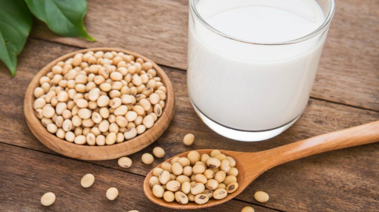 Τέσσερις λόγοι για να εντάξετε τη σόγια στη διατροφή σας