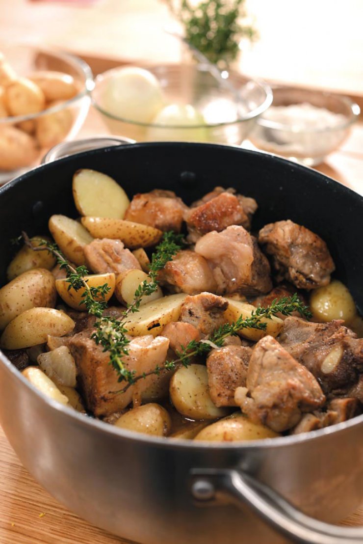 Σπάλα χοιρινή στη γάστρα