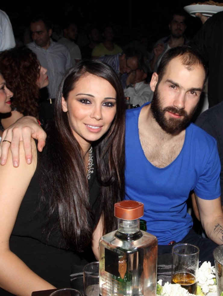 Ολυμπία Χοψονίδου -Βασίλης Σπανούλης: Ποιο θα είναι το φύλο του μωρού τους;