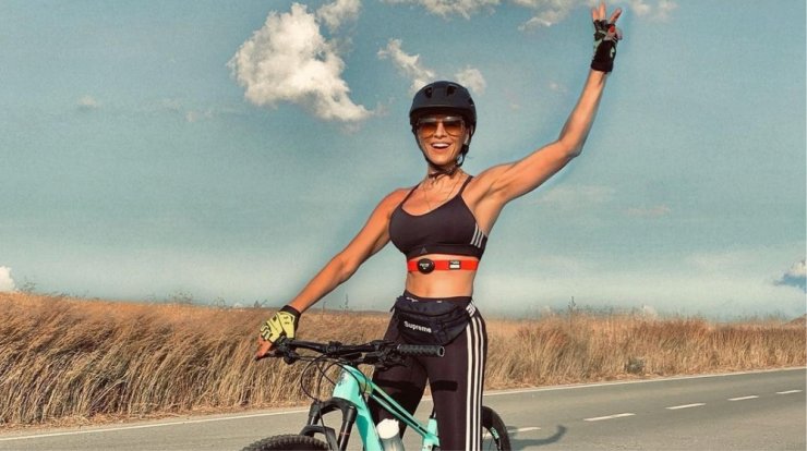 Spider Woman: Το νέο workout της Ramona Filip που θα θέλεις να ακολουθήσεις [βίντεο]