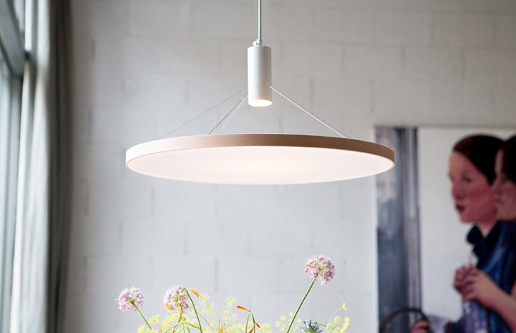 Φως μέσα από ύφασμα