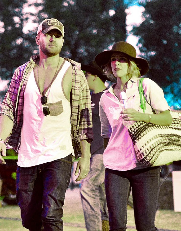 Είναι ερωτευμένη διάσημη ηθοποιός; [εικόνες]