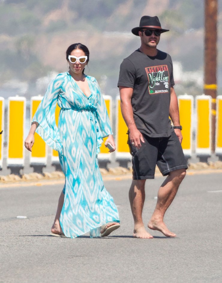 Lady Gaga: Είναι έγκυος; [εικόνες]