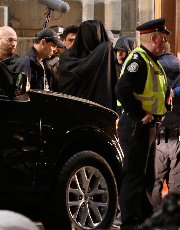 Οι πρώτες φωτογραφίες του νέου Batman [εικόνες]