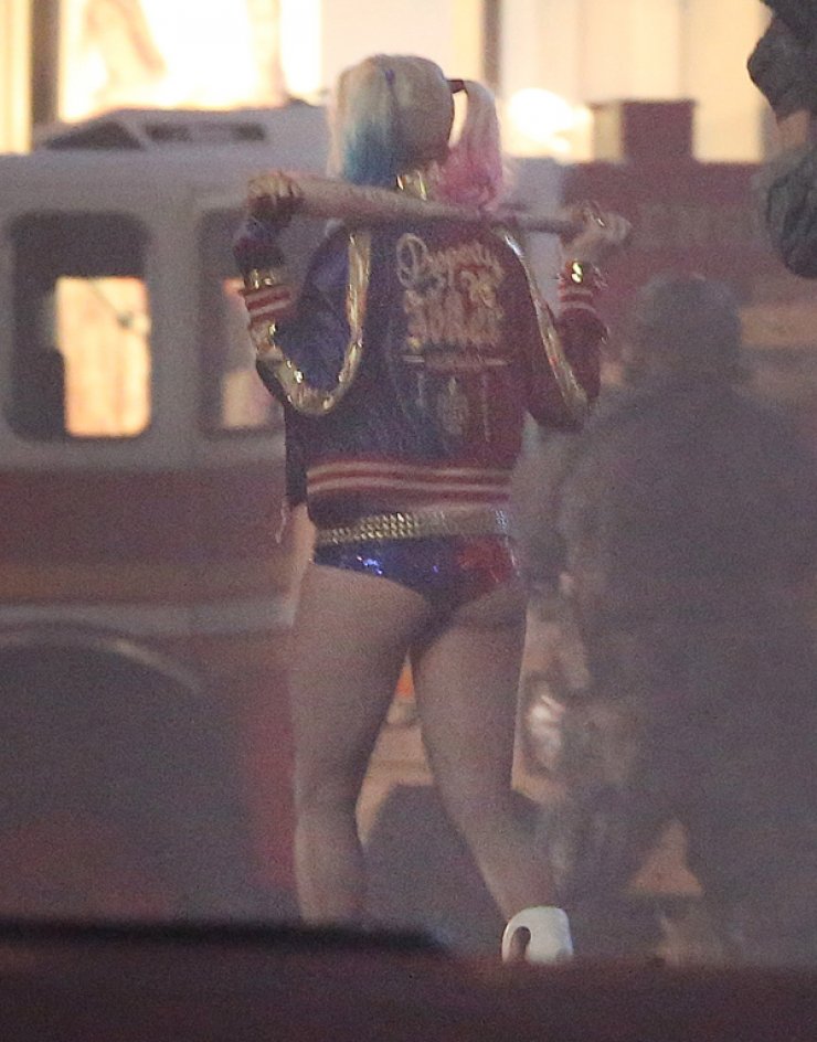 Η σταρ του Hollywood που δείχνει τα σέξυ οπίσθιά της στη νέα της ταινία [εικόνες]