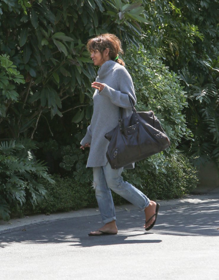 Halle Berry: Στα κακά της τα χάλια η ηθοποιός [εικόνες]