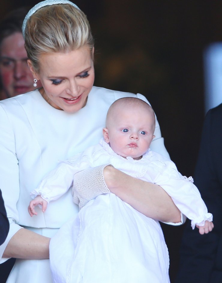 Όλες οι λεπτομέρειες από τη βάφτιση των διδύμων του πρίγκιπα Αλβέρτου [εικόνες]