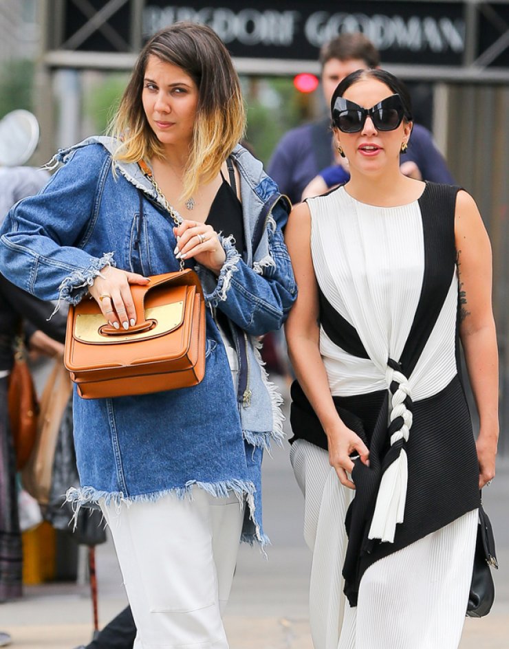 Δείτε την Lady Gaga με την αδερφή της [εικόνες]