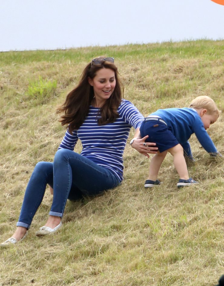 Kate Middleton: Ερωτευμένη με το γιο της [εικόνες]