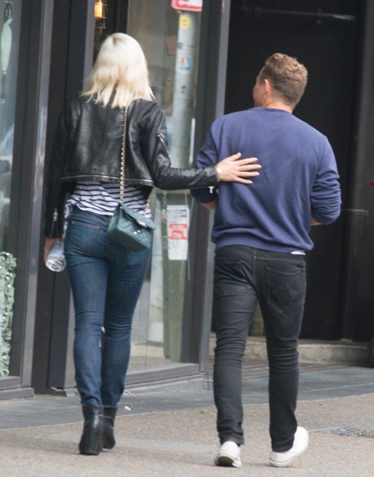 Hollywood: Ένα μήνα παντρεμένη και τώρα με άλλον άντρα [εικόνες]