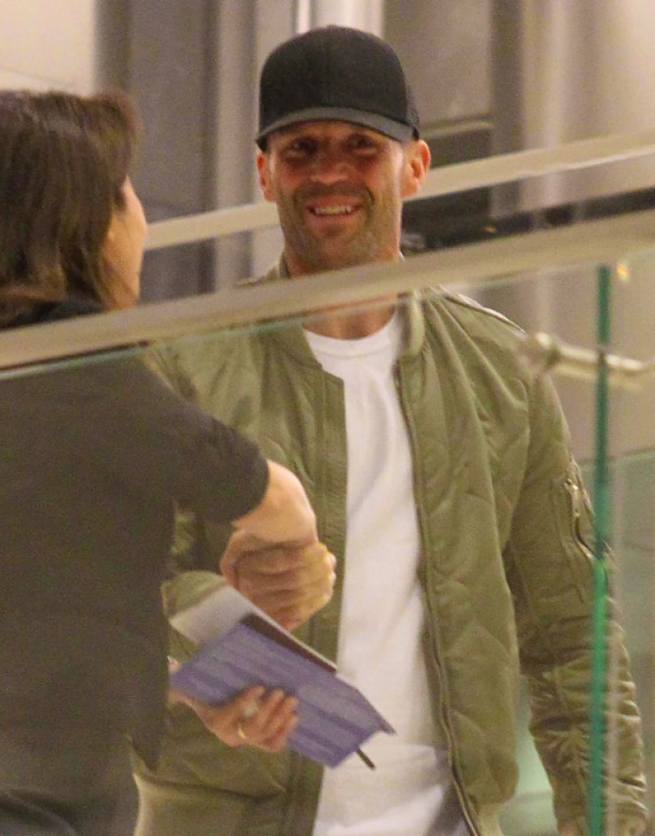 Απίστευτο! Ο Jason Statham χαμογέλασε! [εικόνες]