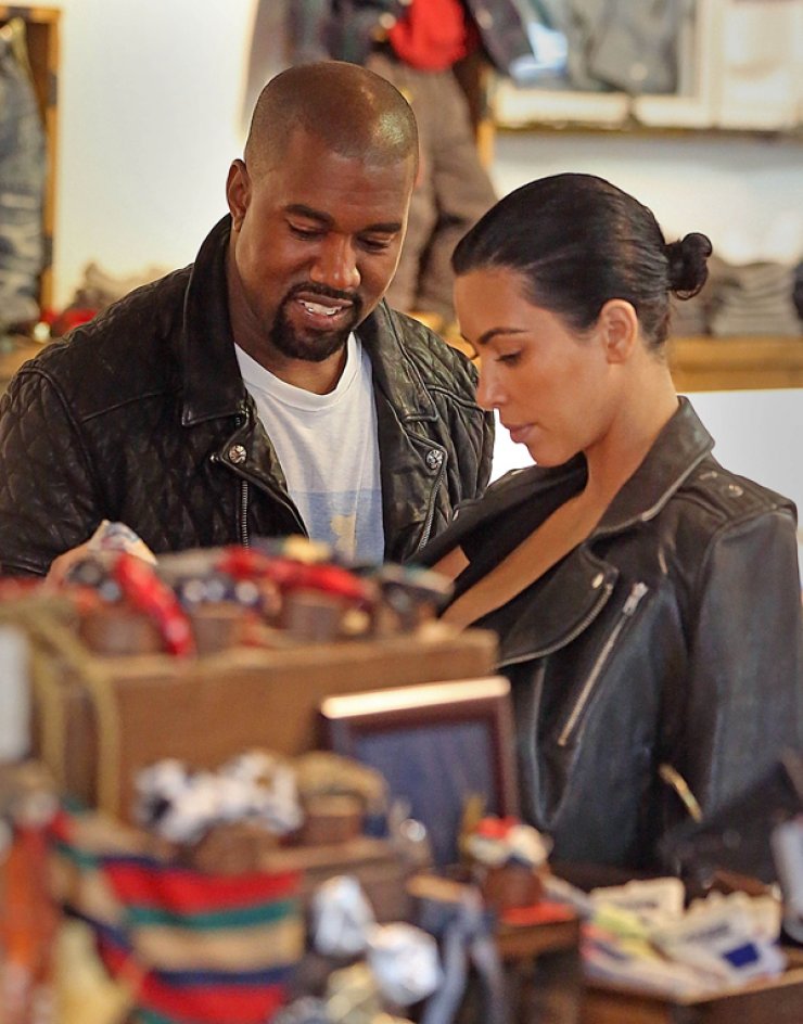 Kim Kardashian-Kanye West: Αγοράζουν κιόλας τα μωρουδιακά ρούχα [εικόνες]