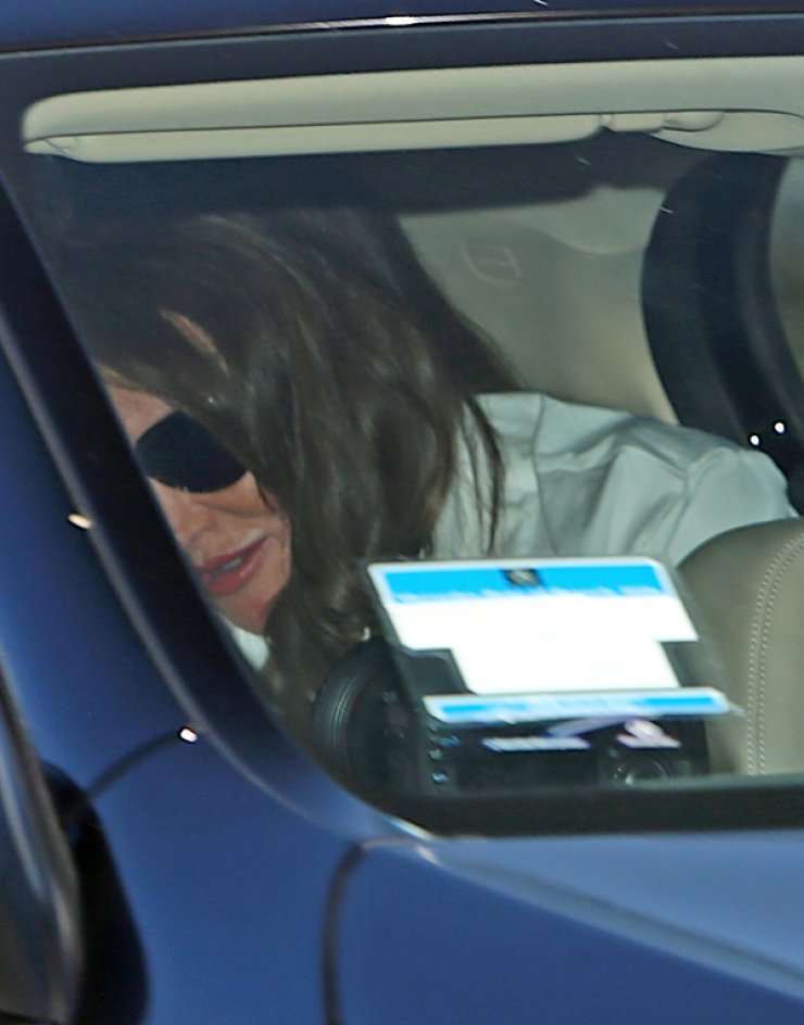 Η πρώτη εμφάνιση της Caitlyn Jenner μετά την αλλαγή φύλου [εικόνες]