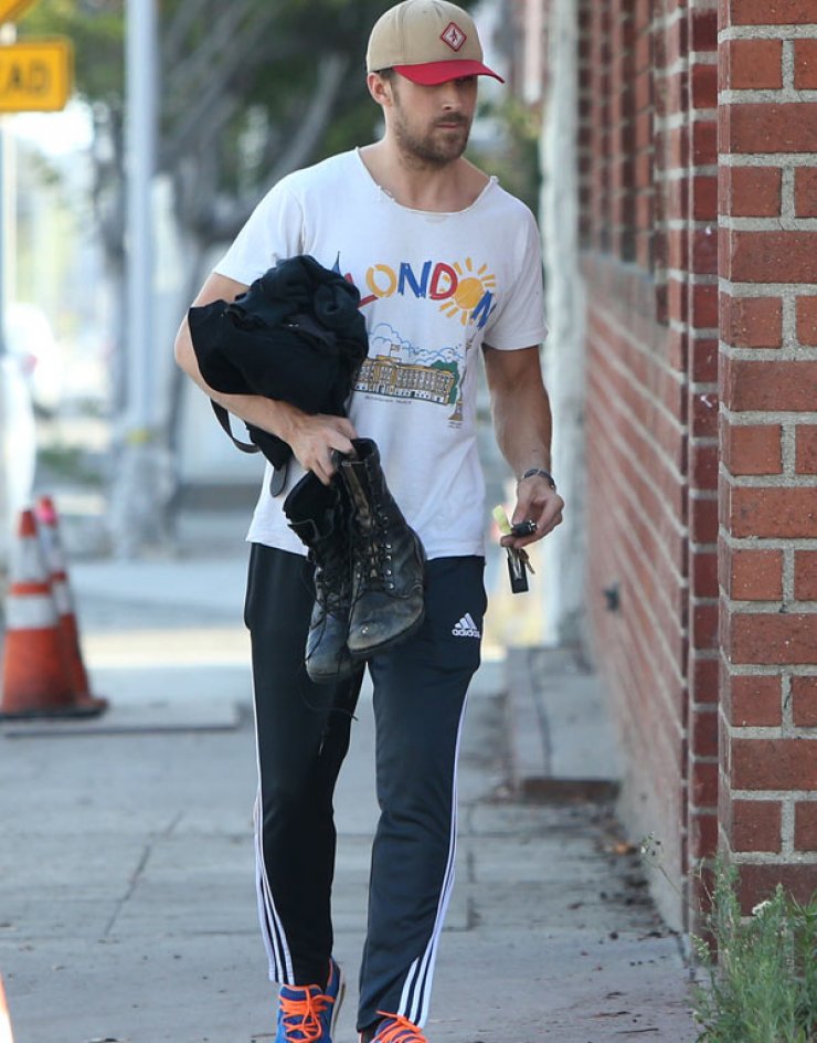 Ryan Gosling: Η γυμναστική που κάνει και διατηρείται σε φόρμα [εικόνες]