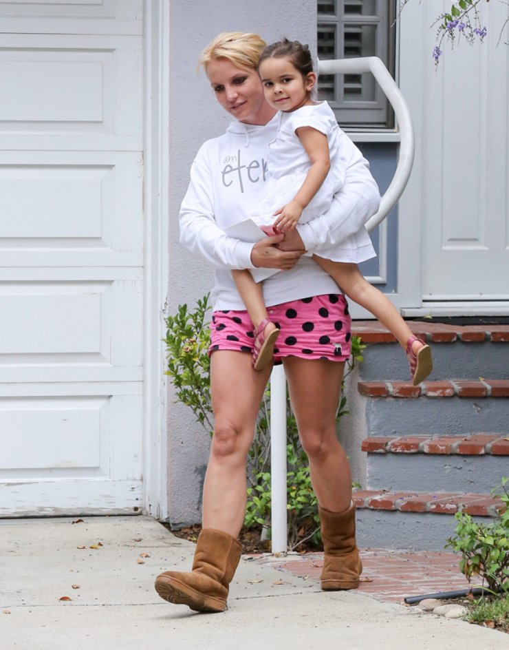 Η Britney Spears μας συστήνει την ανιψιά της [εικόνες]