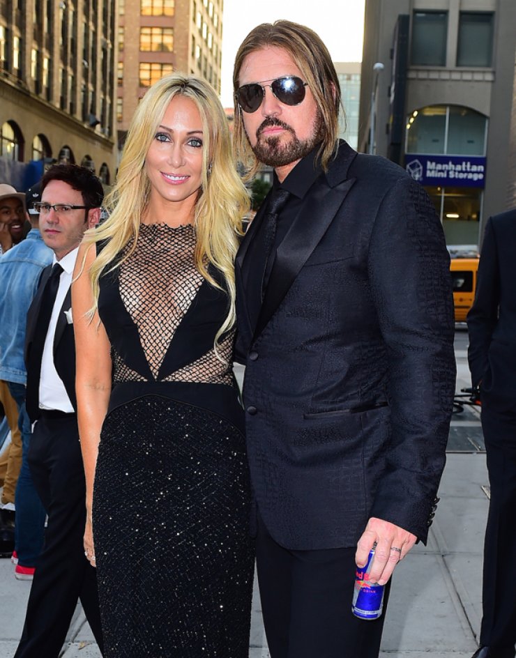 H Miley Cyrus έχει τους πιο cool γονείς [εικόνες]