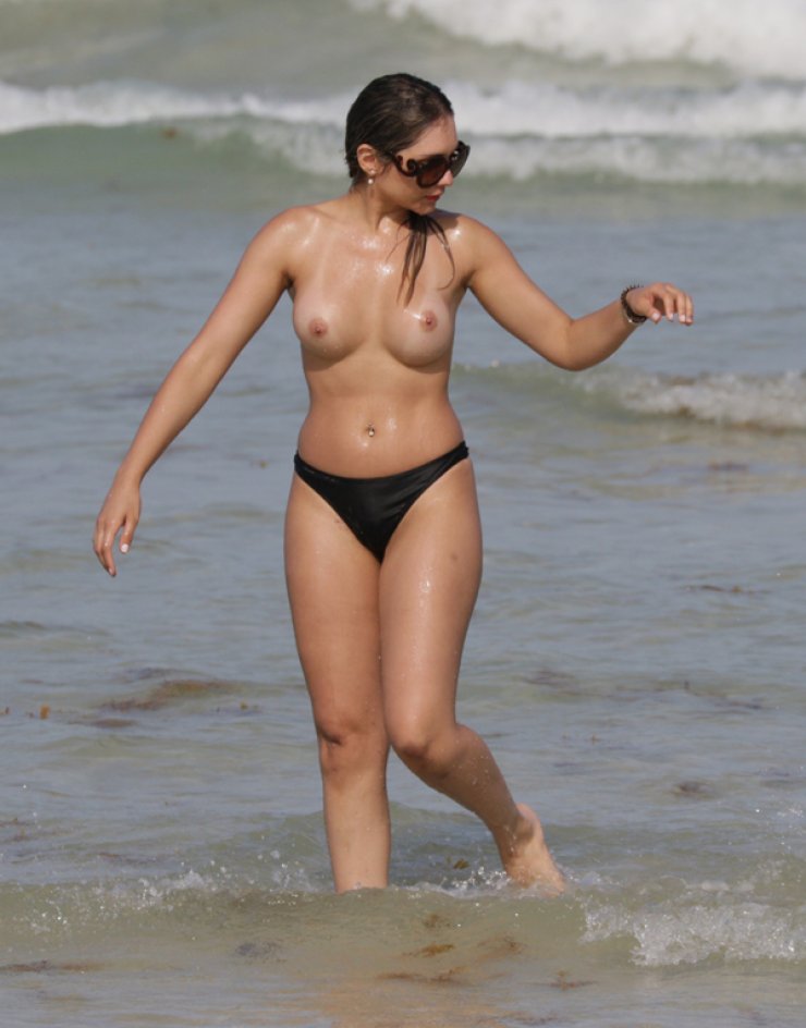 Σύντροφος πασίγνωστου ποδοσφαιριστή τα πέταξε όλα έξω [εικόνες]