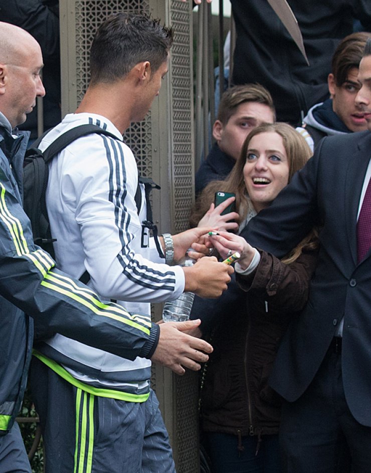 Cristiano Ronaldo: Ποια γυναίκα έκανε ευτυχισμένη; [εικόνες]