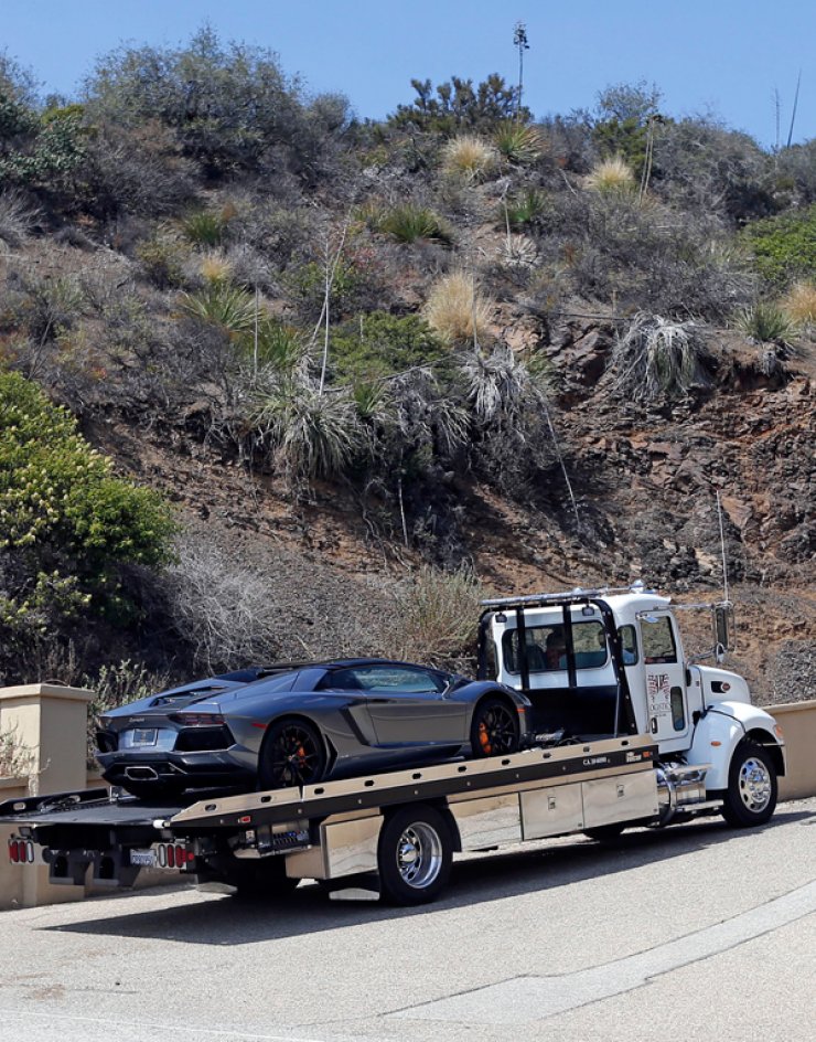 Caitlyn Jenner: Αγόρασε καινούριο αυτοκίνητο [εικόνες]