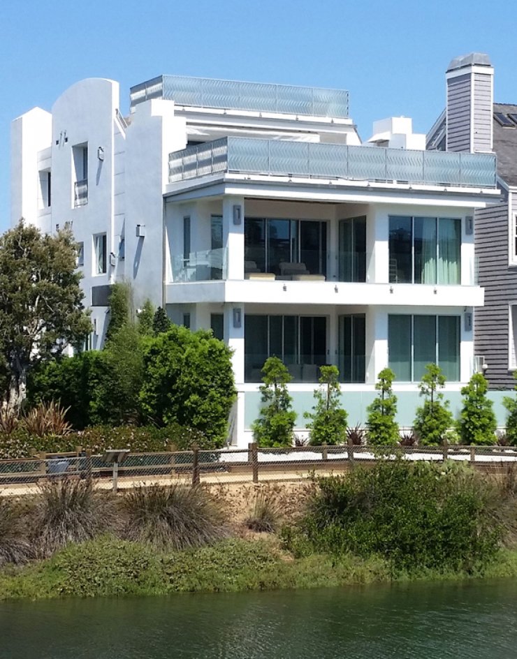 Δείτε το σπίτι του Jean Claude Van Damme [εικόνες]