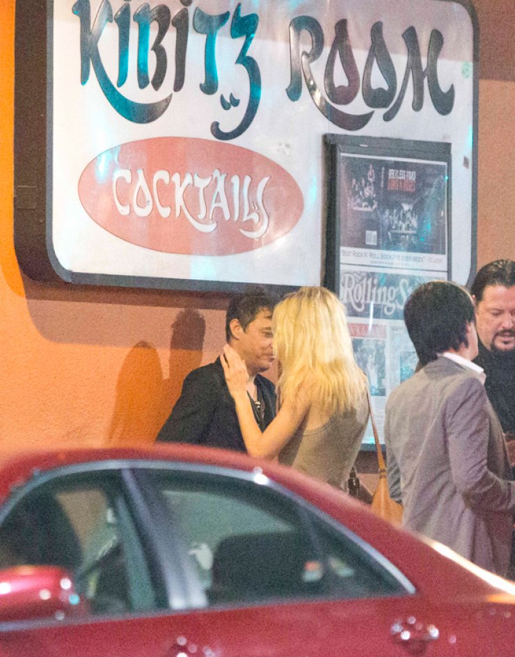 Kate Moss: Δεν πρόλαβε να χωρίσει και ήδη την αντικατέστησε ο πρώην [εικόνες]