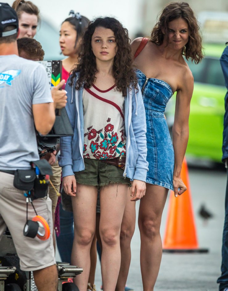 Δείτε την Katie Holmes έτσι όπως δεν την έχετε ξαναδεί [εικόνες]