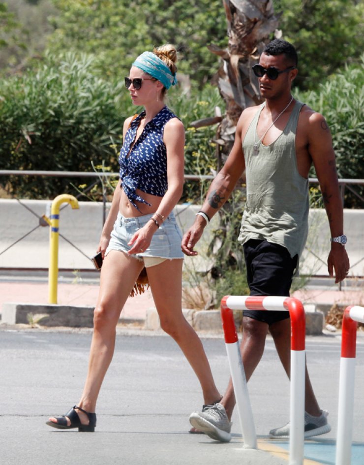 Ονειρεμένες διακοπές στην Ίμπιζα για διάσημο μοντέλο [εικόνες]