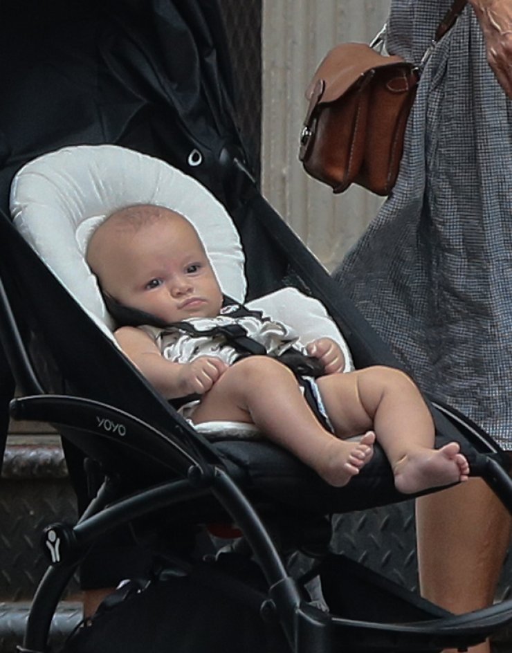 Δείτε το μωρό διάσημης σταρ του Holywood [εικόνες]