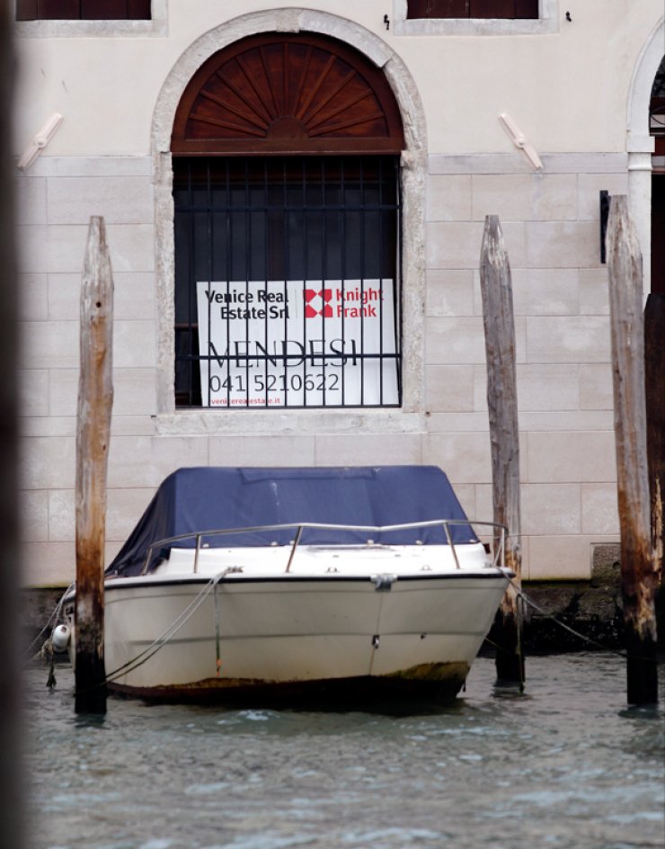 Ποιος σταρ του Hollywood πουλάει το σπίτι του στη Βενετία; [εικόνες]