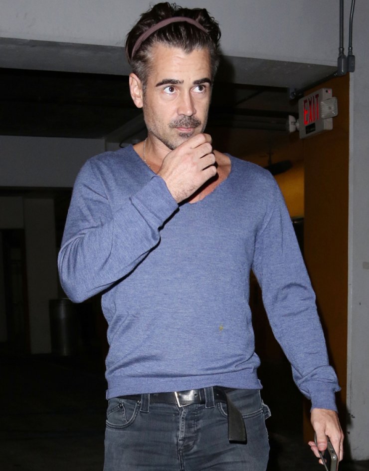 Ποιος διάσημος σταρ του Hollywood φοράει κορδέλα στα μαλλιά [εικόνες]