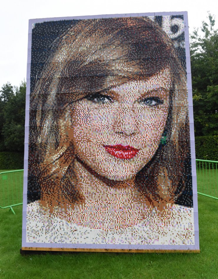 Η Taylor Swift έγινε lego [εικόνες]
