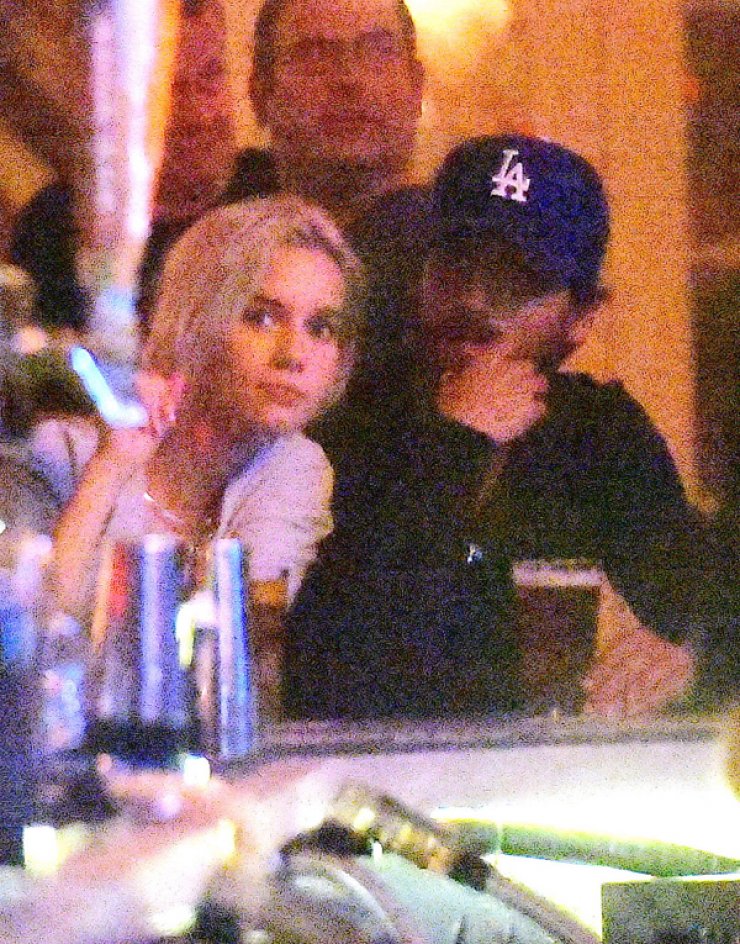 Hollywood: Βρήκε άλλη αγκαλιά μετά το χωρισμό από την σύντροφό του [εικόνες]