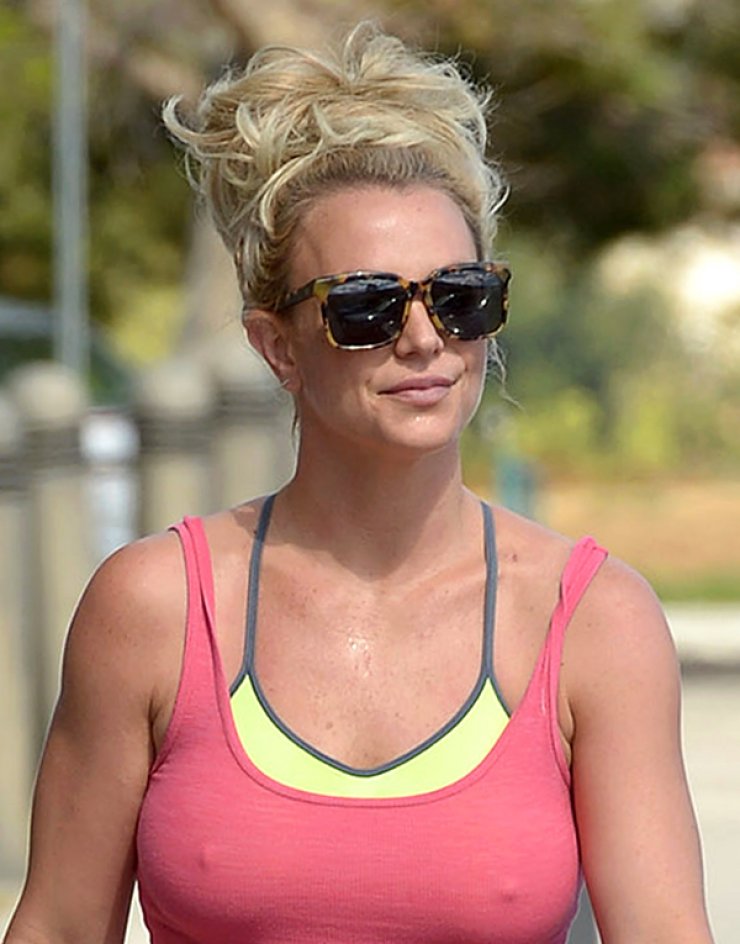 Η Britney Spears ανανεώθηκε και δε σταματάει να το δείχνει [εικόνες]