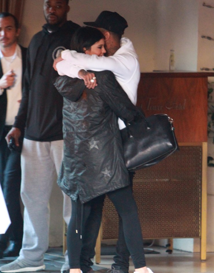 Έρχεται γάμος στην οικογένεια Kardashian; [εικόνες]