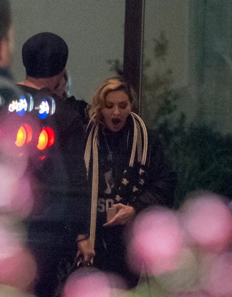 Madonna: Mας δείχνει πόσο κουρασμένη είναι [εικόνες]