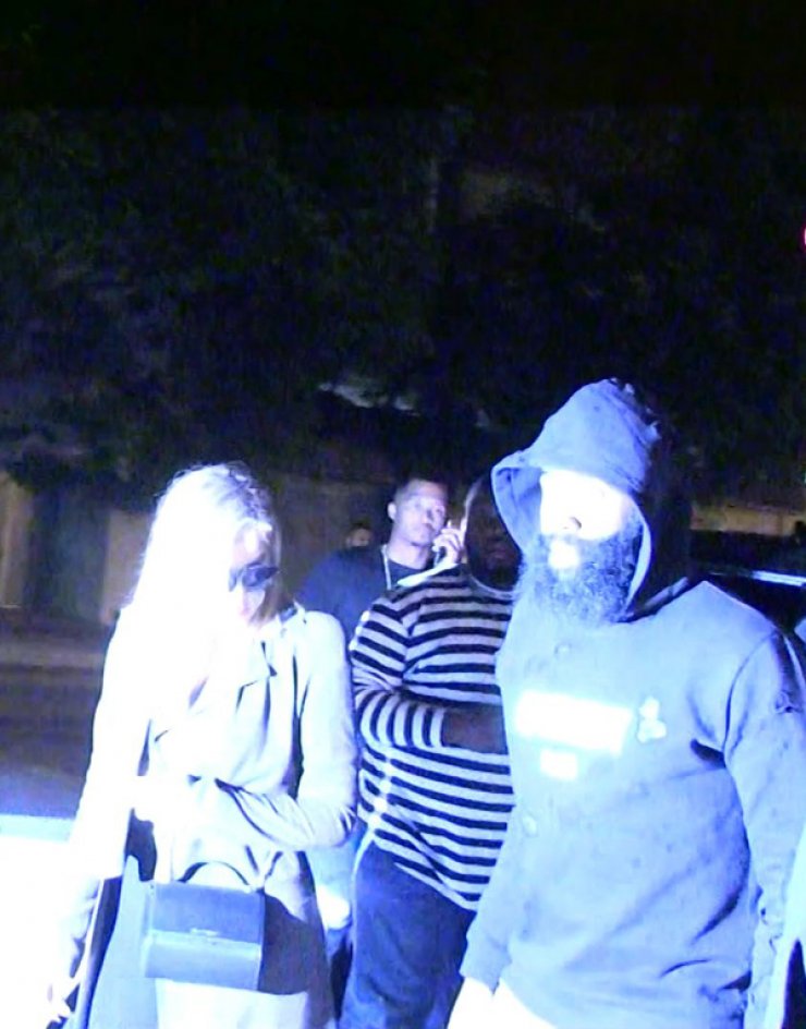 Khloe Kardashian: Ερωτευμένη και πάλι με μπασκεμπολίστα [εικόνες]