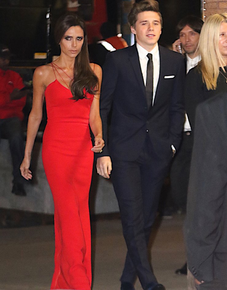 Victoria Beckham: Με νέο συνοδό σε βραδυνή της έξοδο [εικόνες]