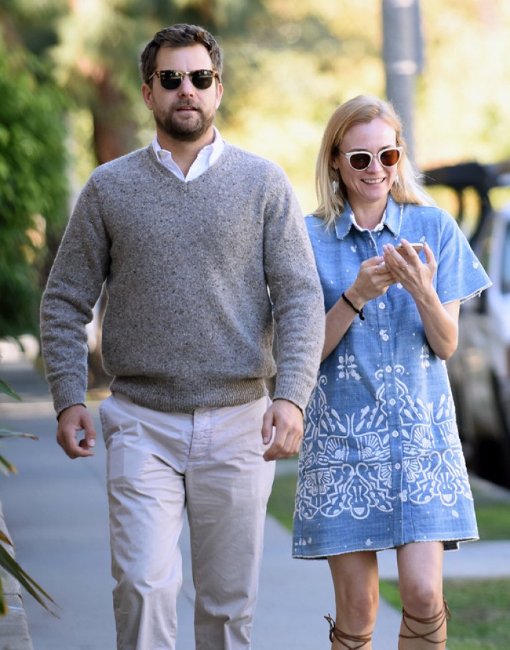 Ρομαντική βόλτα για διάσημο χολυγουντιανό ζευγάρι [εικόνες]