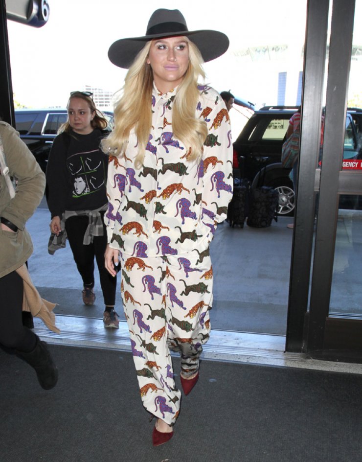 H τρέλα δεν πάει στα βουνά αλλά...στην Kesha! [εικόνες]